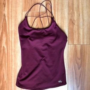 Link Bra Tank in Black Cherry (XS) - ALO Yoga